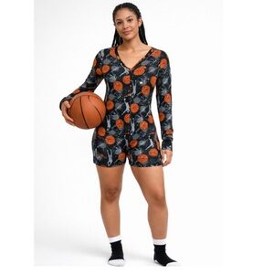 🪻 OHSOHS Basketball Onesie Romper  Lounge Athleisure with Socks NWT L